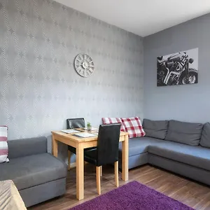  Apartment City Centre Super Spacious Town House Free Parking And Wi-fi United Kingdom