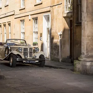 Abbey Mews In The Heart Of Bath